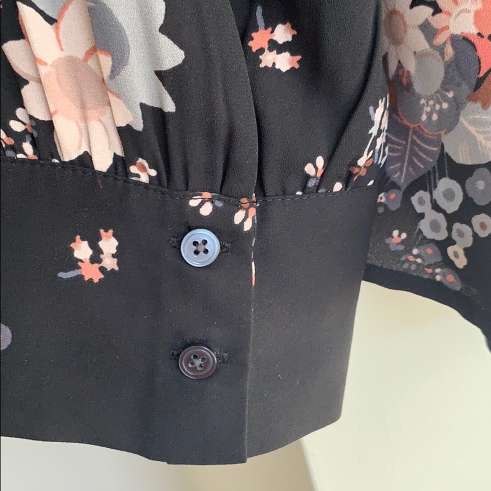 Loft Blouse - Picture 4 of 5